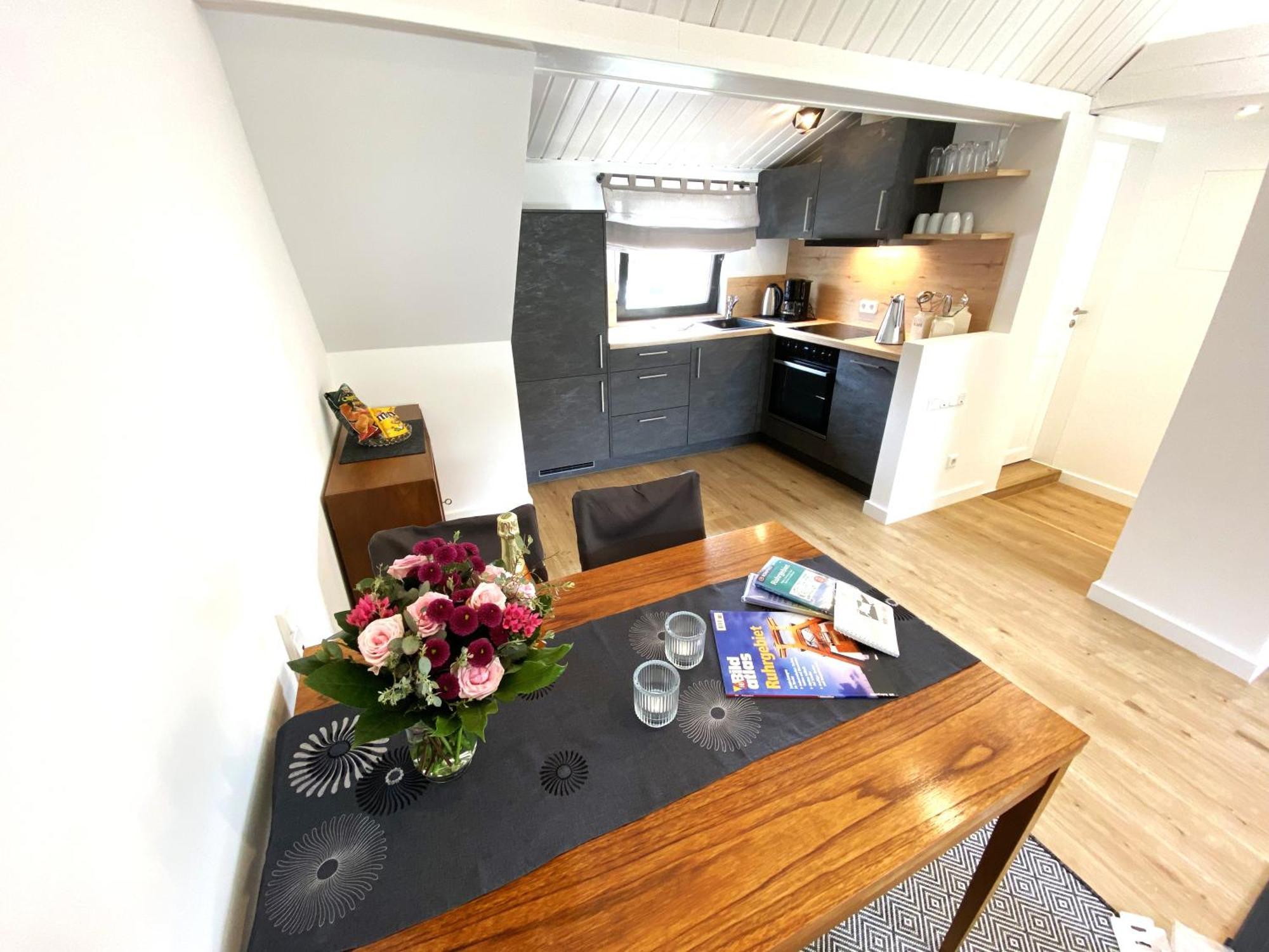 Zentrales Modernes Apartment, Naehe Zoo Und Stadion Dortmund Extérieur photo