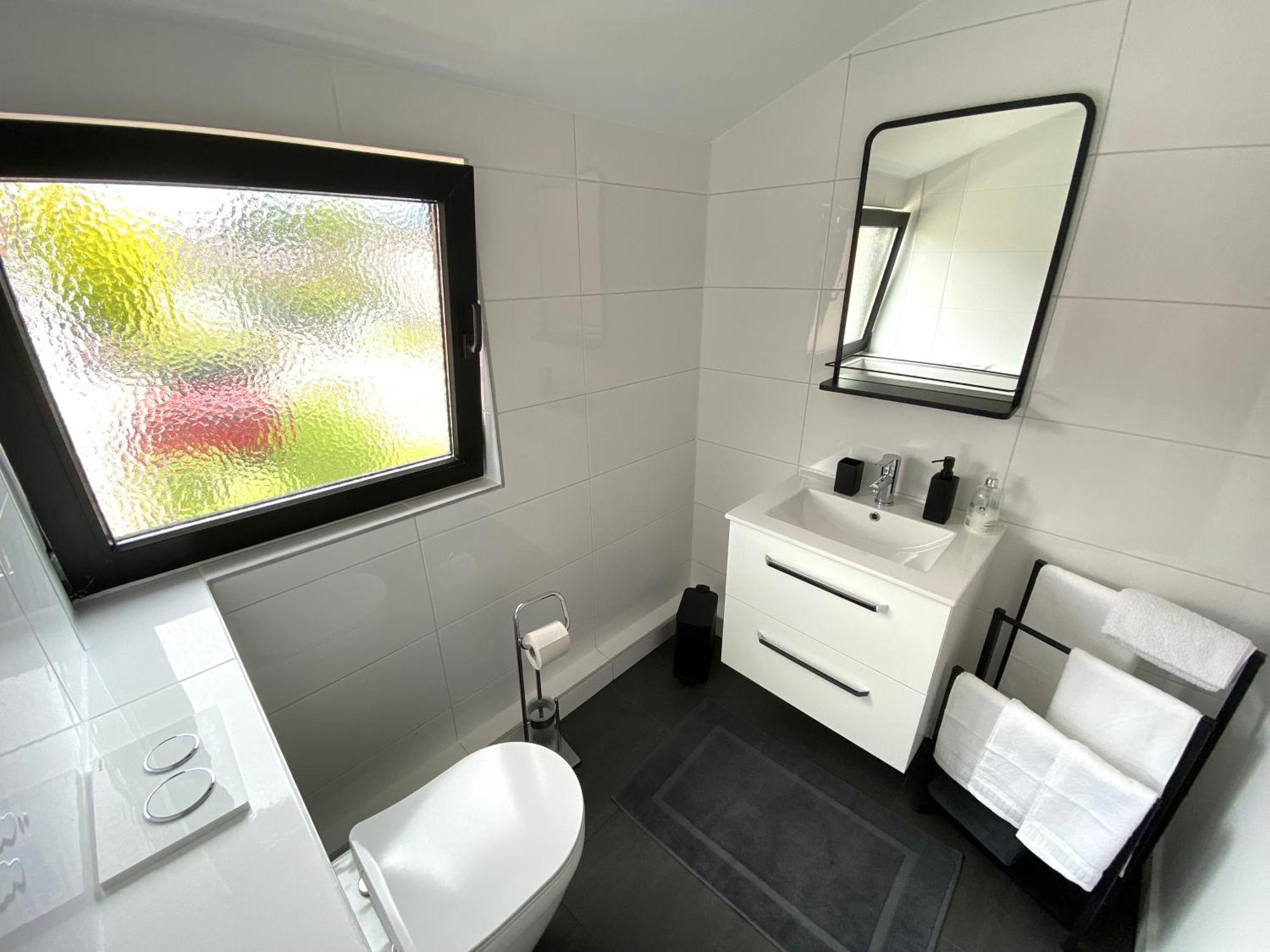 Zentrales Modernes Apartment, Naehe Zoo Und Stadion Dortmund Extérieur photo