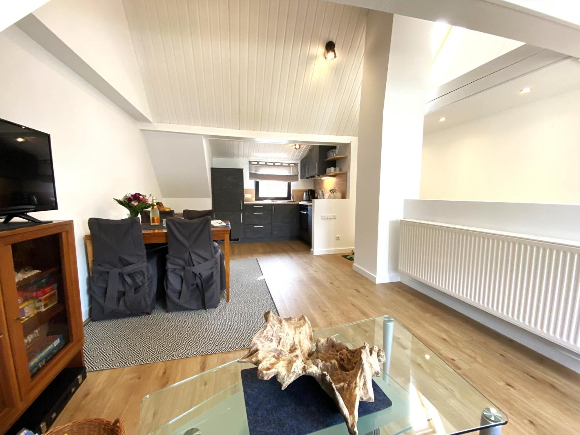 Zentrales Modernes Apartment, Naehe Zoo Und Stadion Dortmund Extérieur photo