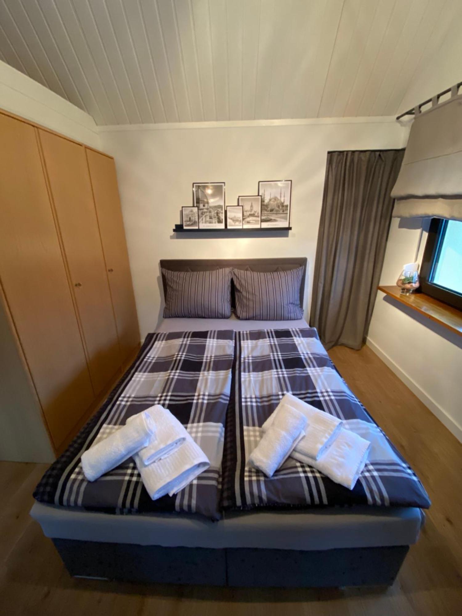 Zentrales Modernes Apartment, Naehe Zoo Und Stadion Dortmund Extérieur photo