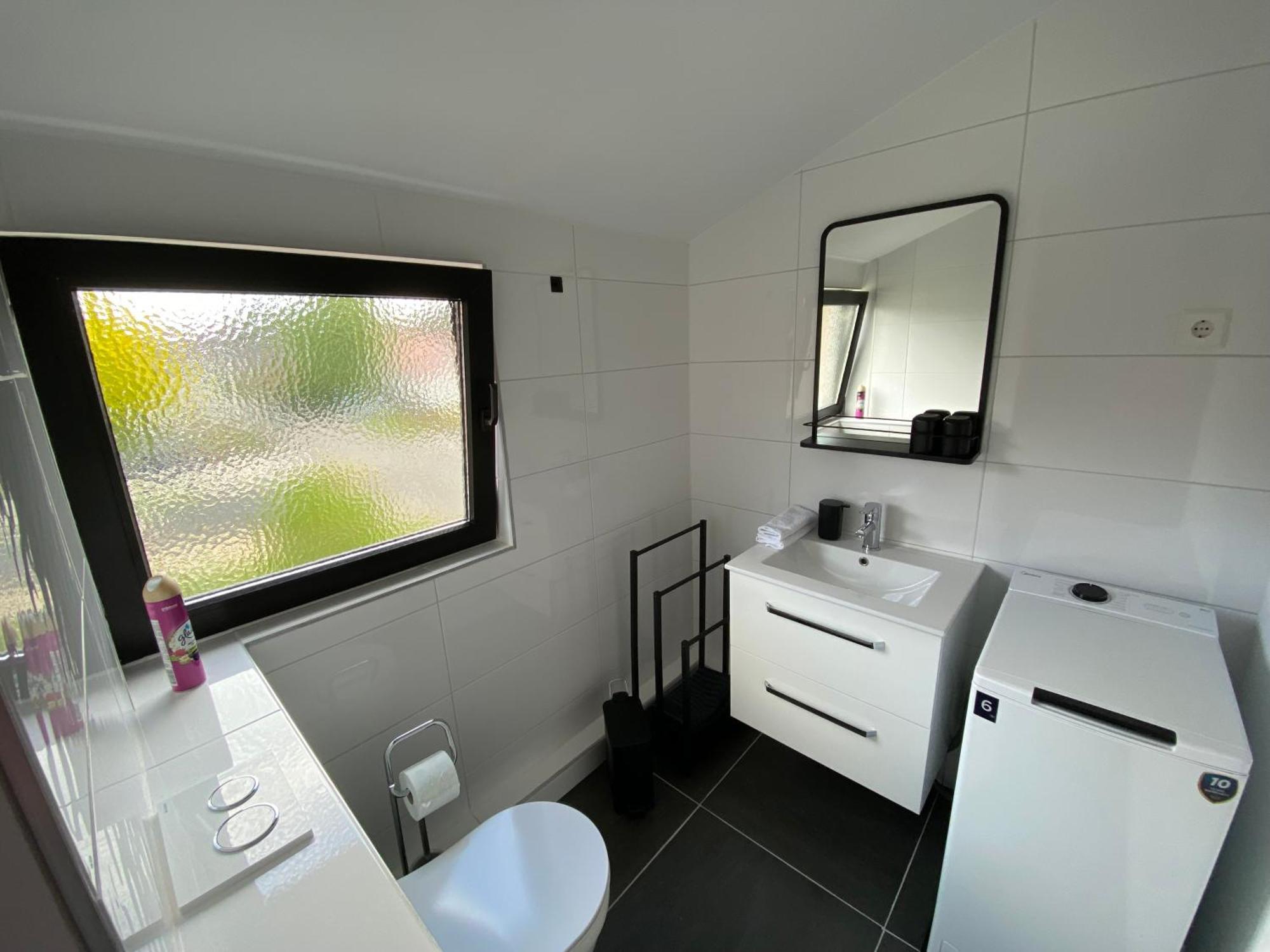 Zentrales Modernes Apartment, Naehe Zoo Und Stadion Dortmund Extérieur photo